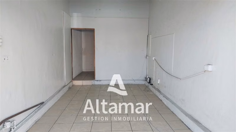 LOCAL COMERCIAL A metros de la Calle O´HIGGINS - Imagen 4