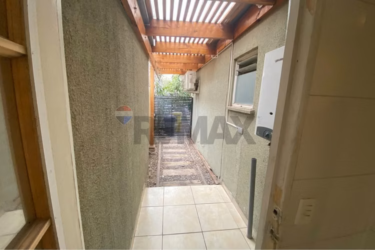 Arriendo casa estancia liray pasaje cerrado - Imagen 4