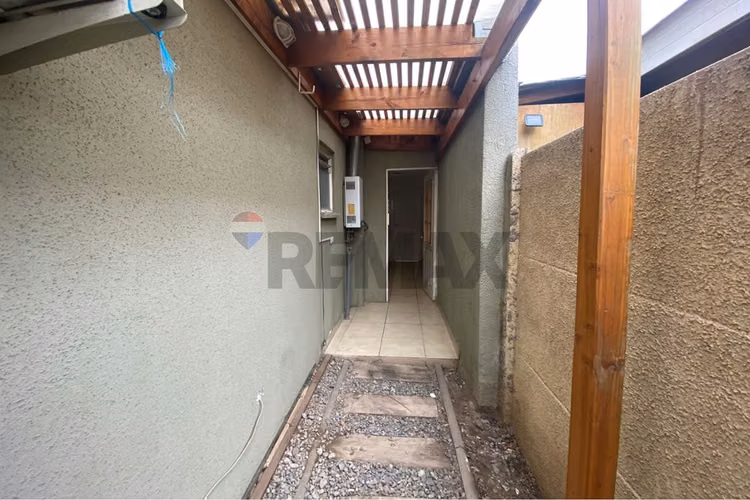 Arriendo casa estancia liray pasaje cerrado - Imagen 5