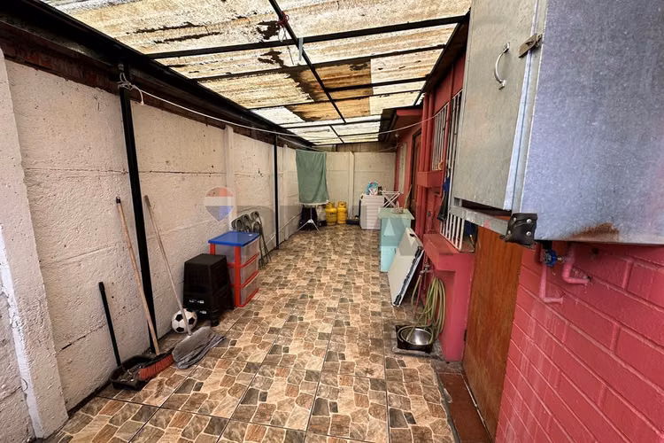 Casa renovada 3 dorm. | pasaje cerrado - Imagen 8