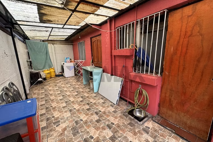 Casa renovada 3 dorm. | pasaje cerrado - Imagen 32
