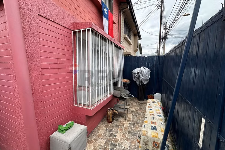 Casa renovada 3 dorm. | pasaje cerrado - Imagen 6
