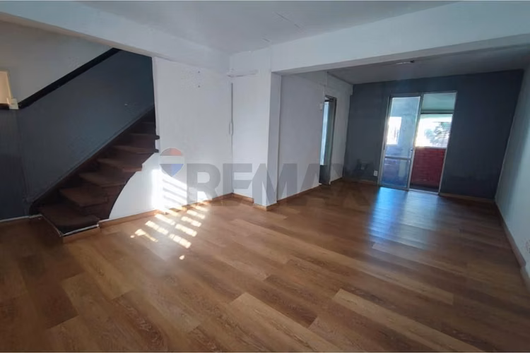 Casa 2 pisos remodelada y ampliada san joaquin - Imagen 2