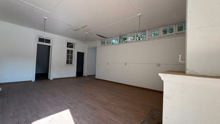 PROPIEDAD CON TRES ACCESOS-ARRIENDO COMPLETA O POR LOTES