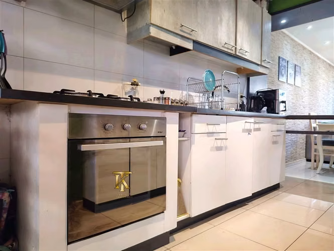Casa en venta de 3 dorm. en Peñaflor - Imagen 5