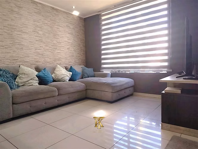 Casa en venta de 3 dorm. en Peñaflor - Imagen 2