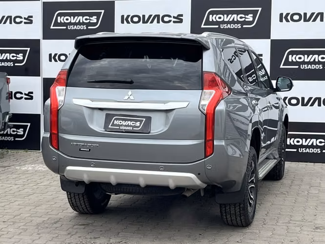 Mitsubishi Montero Sport 3.0 At  4x2 2020