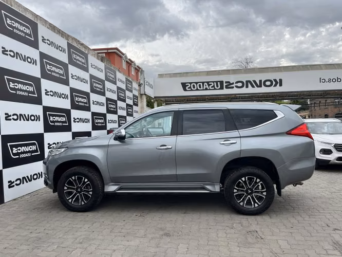 Mitsubishi Montero Sport 3.0 At  4x2 2020