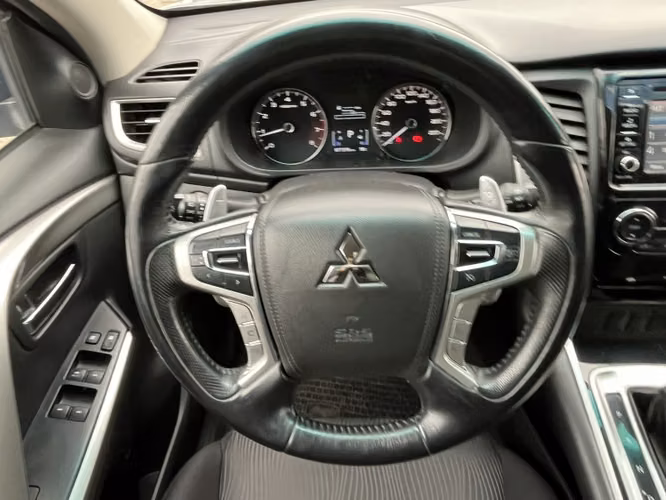 Mitsubishi Montero Sport 3.0 At  4x2 2020