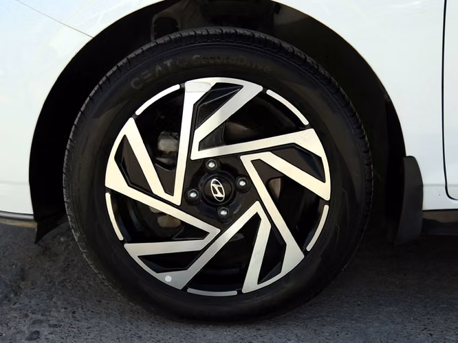 HYUNDAI I20 2025 - Imagen 11