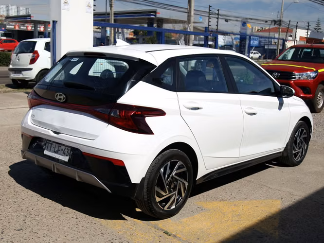 HYUNDAI I20 2025 - Imagen 6