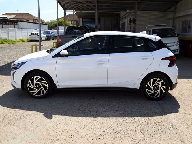 HYUNDAI I20 2025 - Imagen 5