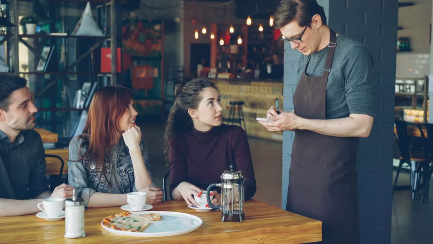 Garzón/a Full Time – Contrato 6 meses – Cafetería en Antofagasta
