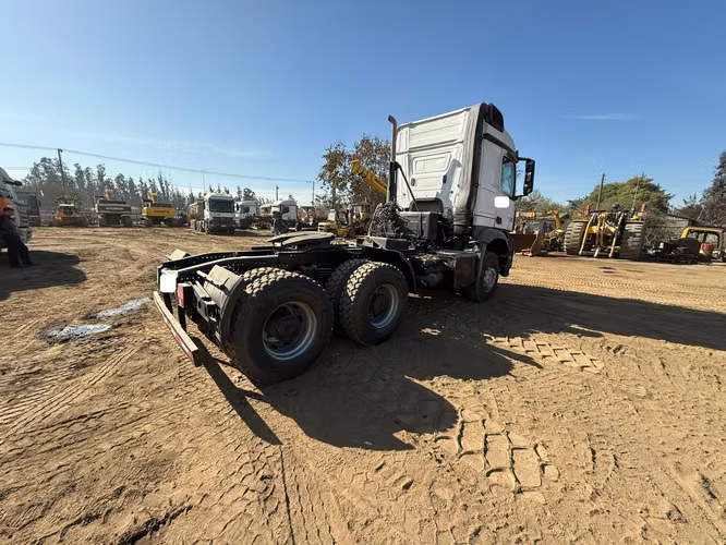 MERCEDES 2645 6X4 AÑO 2019, MUY BUEN ESTADO, UN DUEÑO. KIT HIDR. 500.000KM - Imagen 2