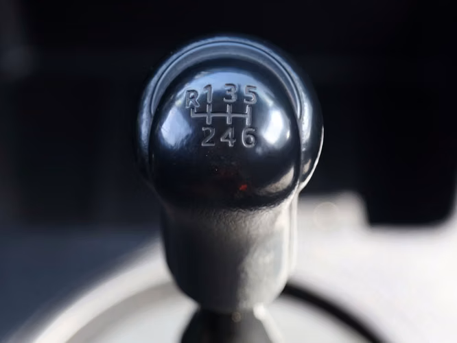 TOYOTA HILUX 2024 - Imagen 16