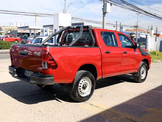 TOYOTA HILUX 2024 - Imagen 6