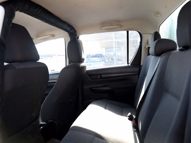 TOYOTA HILUX 2024 - Imagen 19