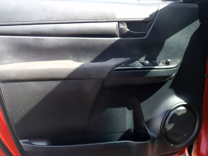 TOYOTA HILUX 2024 - Imagen 10