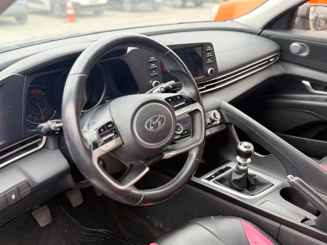 HYUNDAI ELANTRA CN7 - Imagen 7