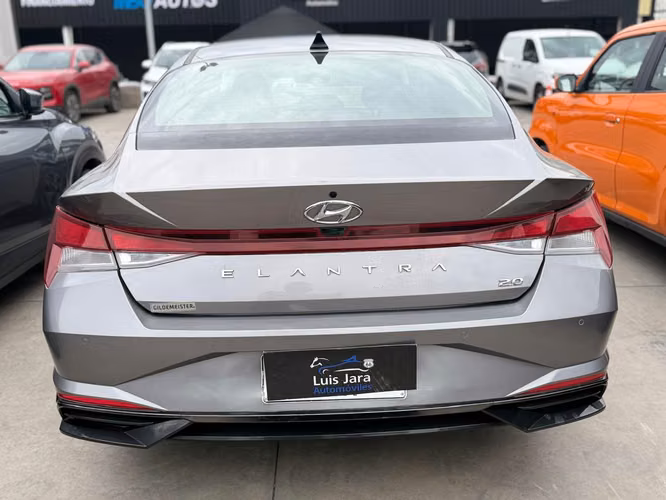 HYUNDAI ELANTRA CN7 - Imagen 5