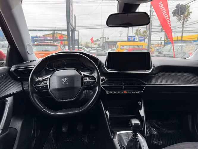 PEUGEOT 2008 2021 - Imagen 14