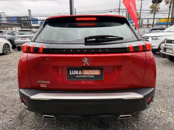 PEUGEOT 2008 2021 - Imagen 5