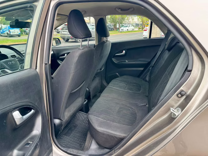 KIA MORNING EX 1.2 MEC FULL AIRE AIRBAG LLANTAS VER EN LAS CONDES 2017 - Imagen 12