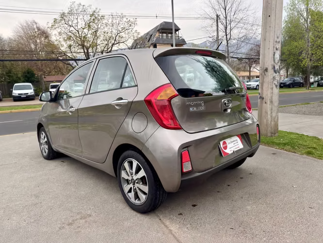 KIA MORNING EX 1.2 MEC FULL AIRE AIRBAG LLANTAS VER EN LAS CONDES 2017 - Imagen 5