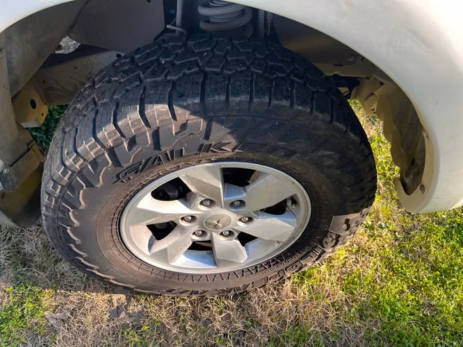 Se vende camioneta 4x4 poco uso - Imagen 5