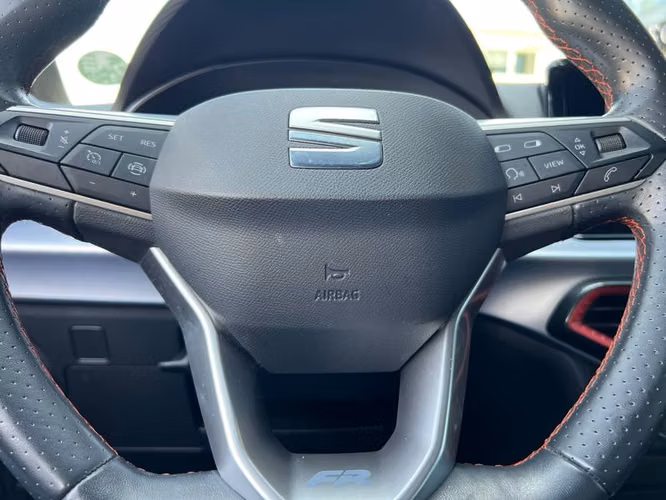 SEAT ARONA FR 1.6L AT6 - 2024 | 4703