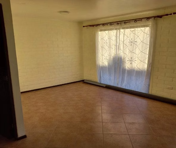 Arriendo Casa esquina, Talca, 4 dorm, Villa Bicentenario. - Imagen 7
