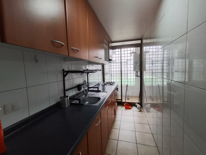 SE ARRIENDA EXCELENTE DEPARTAMENTO METRO LAS PARCELAS - Imagen 4