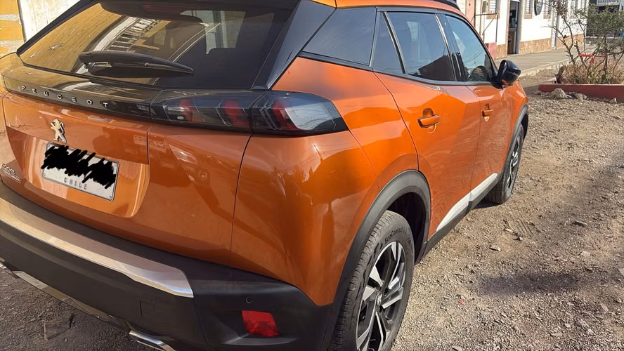PEUGEOT 2008 ALLURE 2023 - Imagen 4