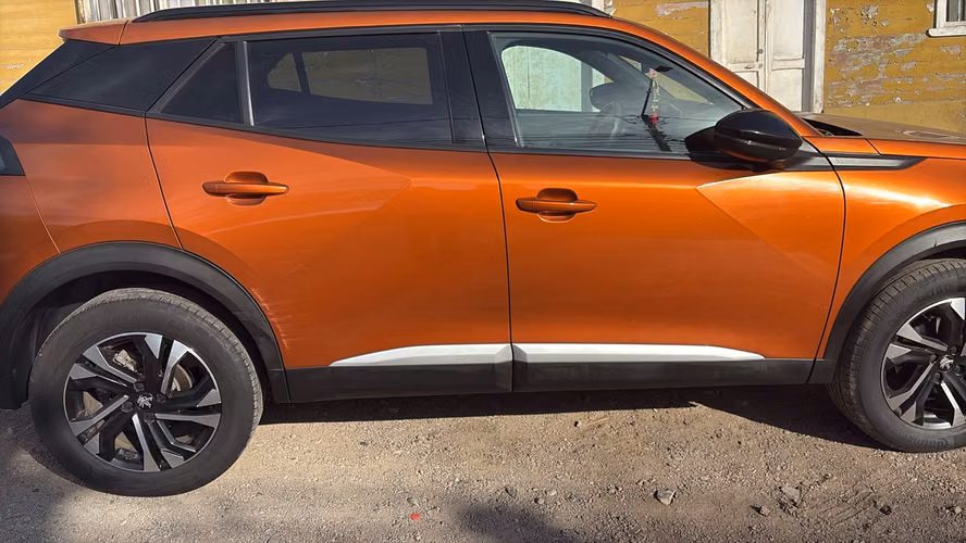 PEUGEOT 2008 ALLURE 2023 - Imagen 7
