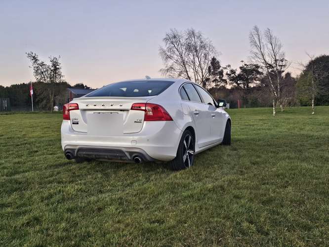 VOLVO S60 T5 R-DESIGN 2019 | SOLO 63.751 KM