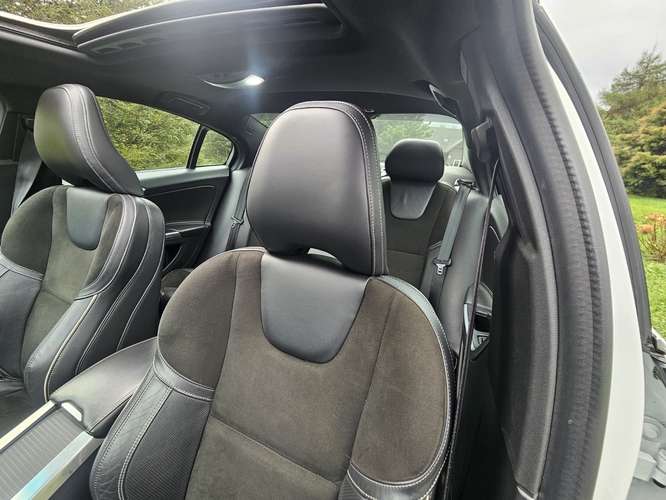 VOLVO S60 T5 R-DESIGN 2019 | SOLO 63.751 KM