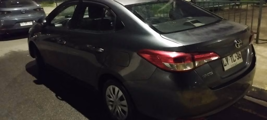 Toyota Yaris full automático - Imagen 6