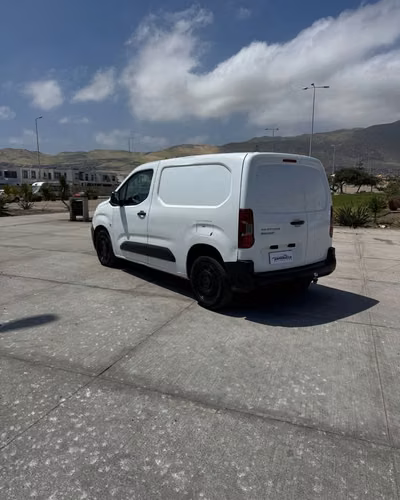 PEUGEOT PARTNER L1 - 2022 | 4751 - Imagen 6