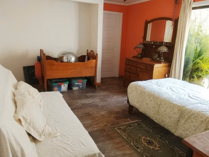 SE VENDE CASA CON TERRENO 5.500 M2 EN CONDOMINIO CASA BLANCA