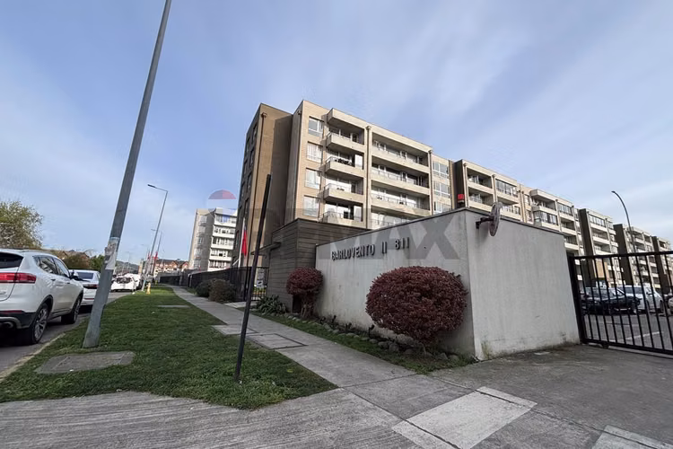 Arriendo departamento 2 hab 2 b - brisas del sol