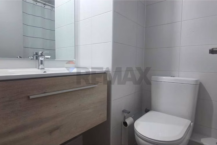 Arriendo 2d/2b + estac. y bodg av. portugal - Imagen 8