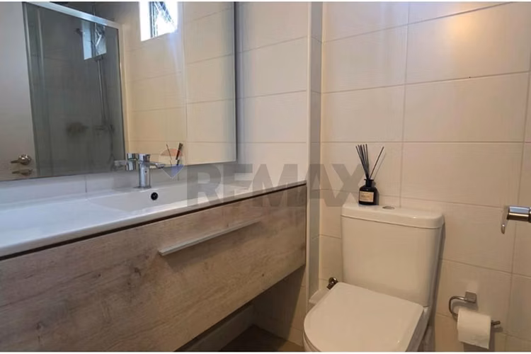 Arriendo 2d/2b + estac. y bodg av. portugal - Imagen 9