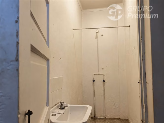 Invierte en terreno con construcciones en Recoleta - Imagen 28