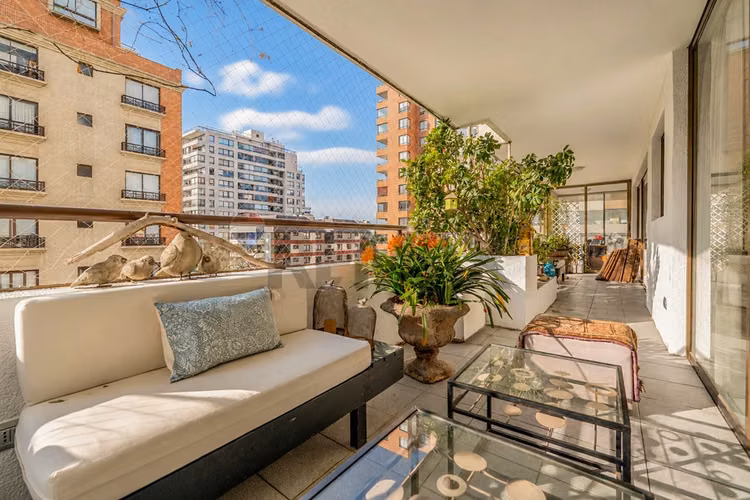 Arriendo departamento amoblado 3d 3b las condes - Imagen 4