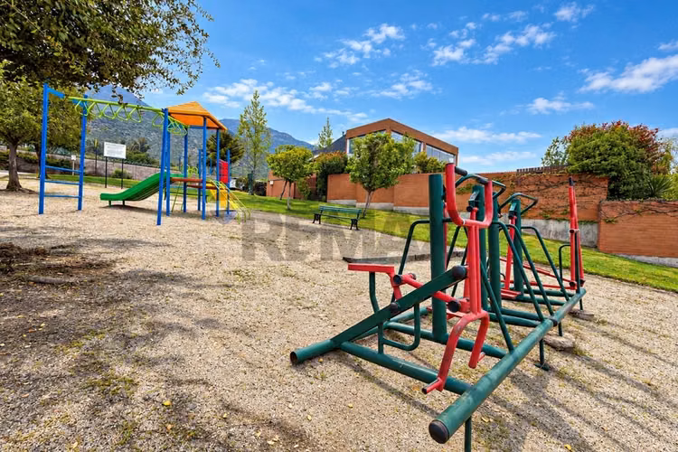 Casa en peñalolén 5d/5b en condominio - Imagen 30