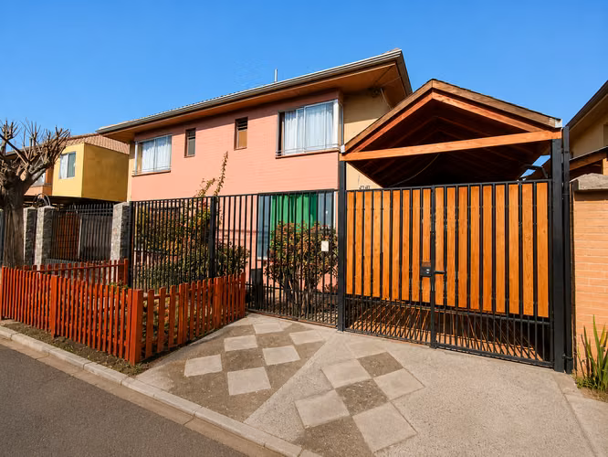 SE VENDE CASA EN LOS ALTOS DE QUILICURA - Imagen 3
