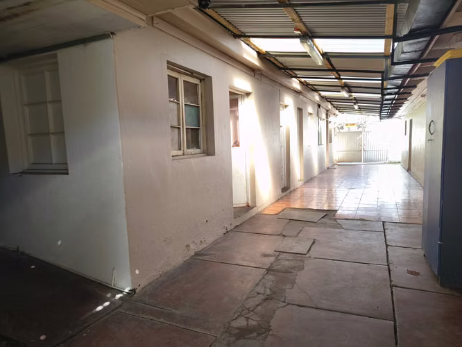 PROPIEDAD COMERCIAL  GRAN POTENCIAL PARA REMODELAR - Imagen 18