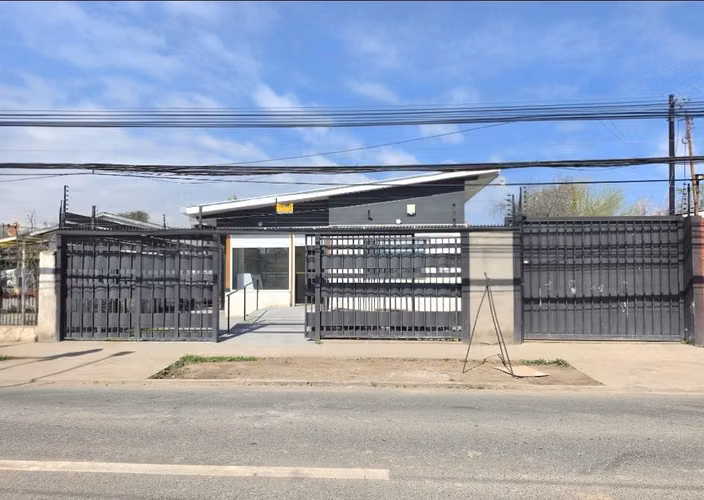 ARRIENDO LOCAL COMERCIAL IDEAL PASTELERÍA O SUSHI