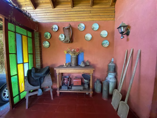 HERMOSA CASA ESTILO COLONIAL VECINA A SAN JOSE DE LA VINILLA
