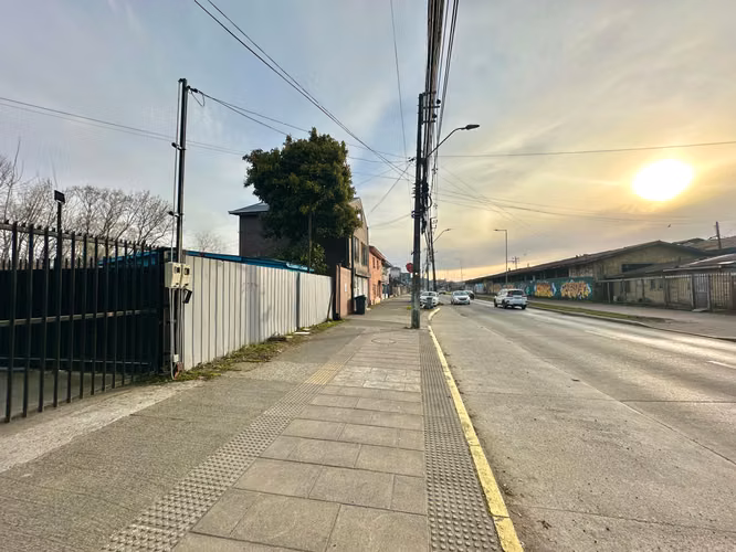 OFICINAS Y BODEGA CON AMPLIO ESTACIONAMIENTO EN VALDIVIA - Imagen 21